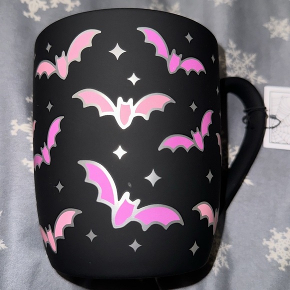 NEW Cobwebs & Cauldron pink bats Halloween Mug - Picture 2 of 4